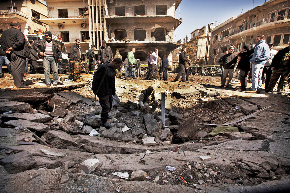 bombenkrater-c-carole-alfarah