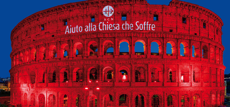 1-blutrotes-kolosseum-c-kirche-in-not