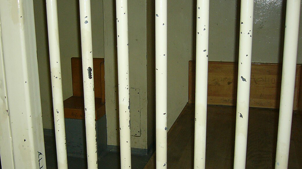 Gefängniszelle