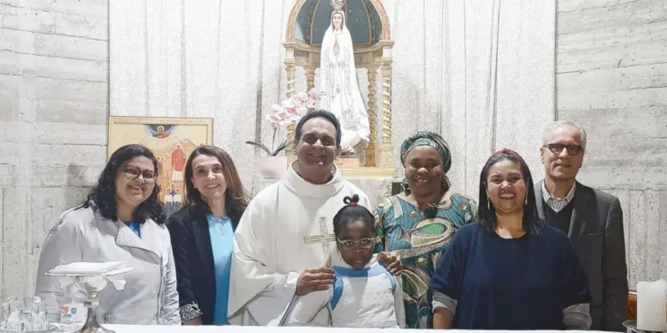 Priester Gläubige Algier Algerien