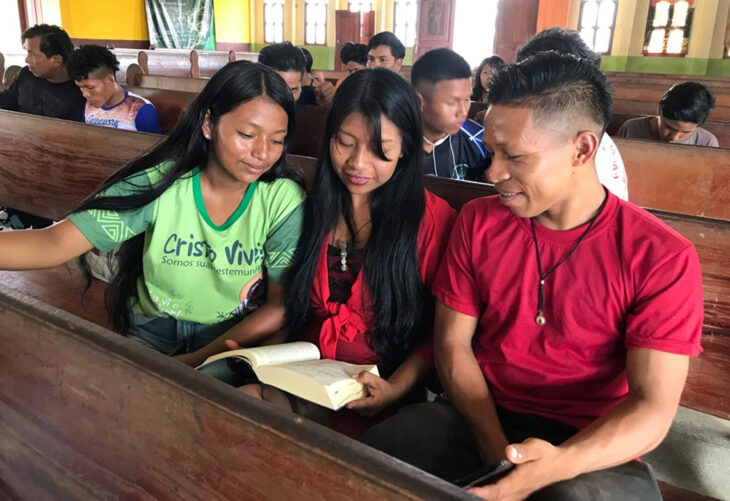Brasilien Jugendliche Christen Bibel