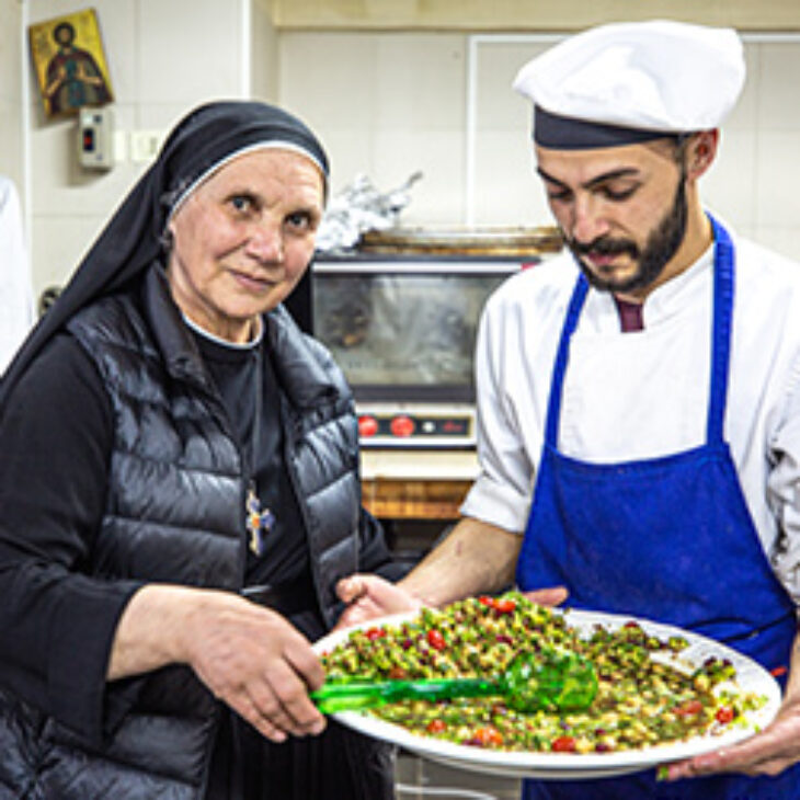 Suppenküche Naher Osten Ordensfrau Koch